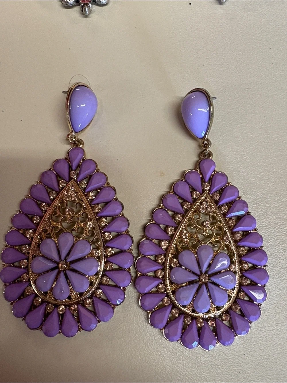 Lavender Teardrop Filigree Dangle Earrings - Unbranded